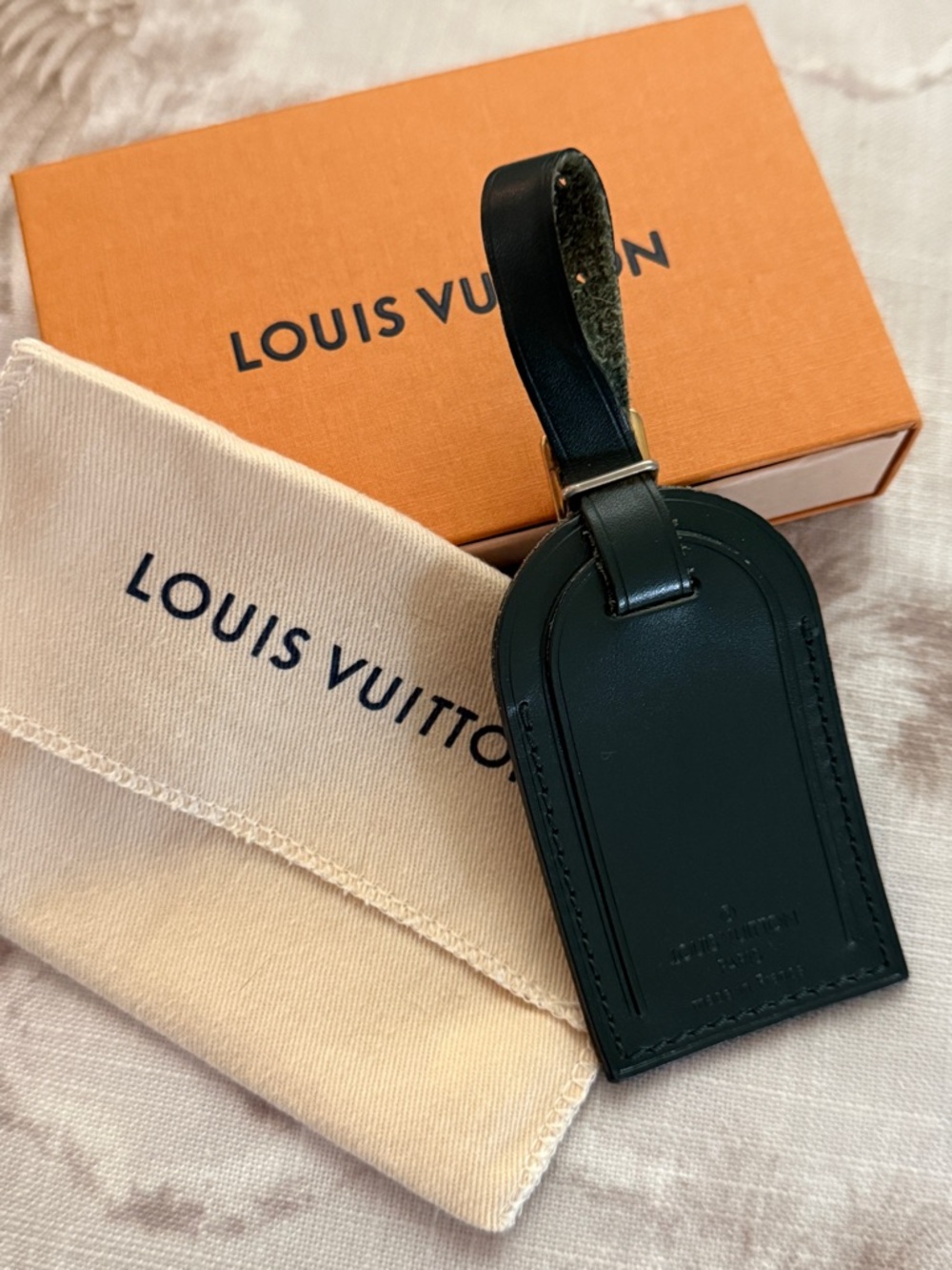 Louis Vuitton Luggage Tag *RARE Green*